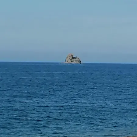 Bella Tindari פאטי